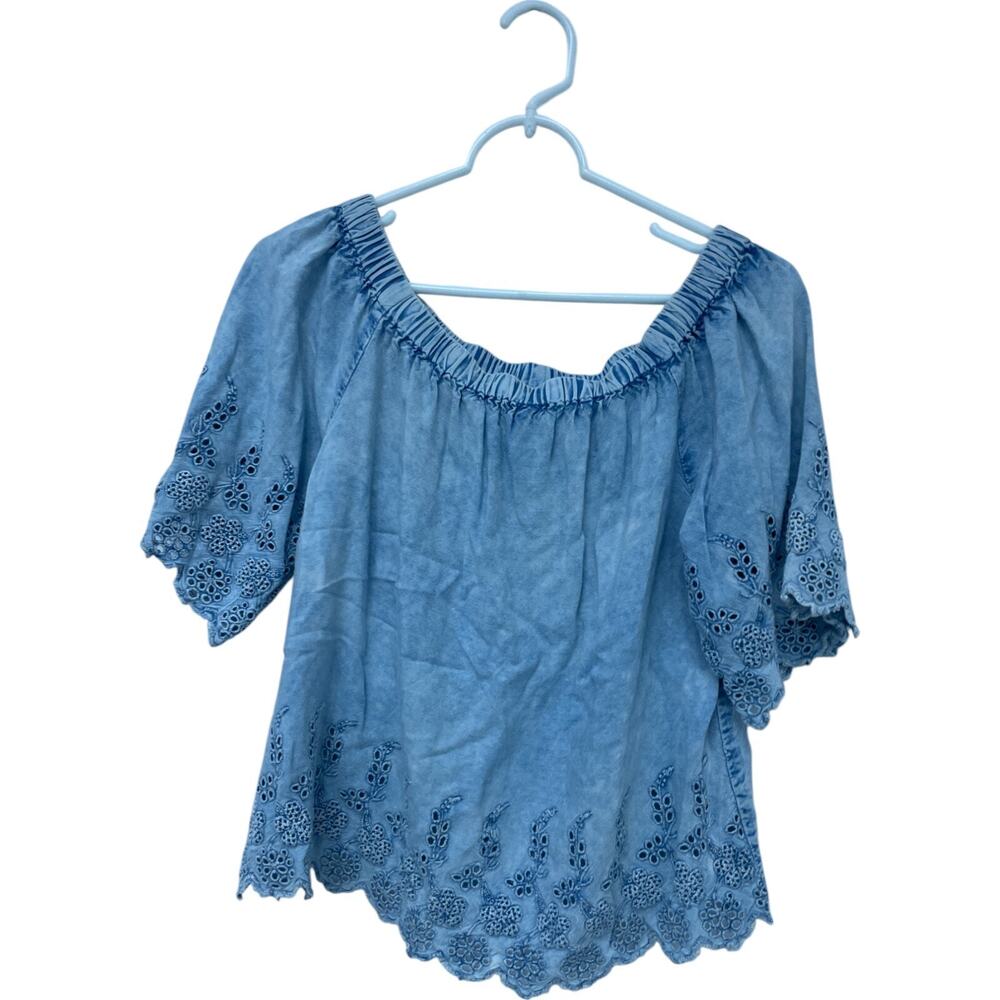D&Kade Off The Shoulder Blouse Womens Size L Blue Floral Eyelet Scallop Edge